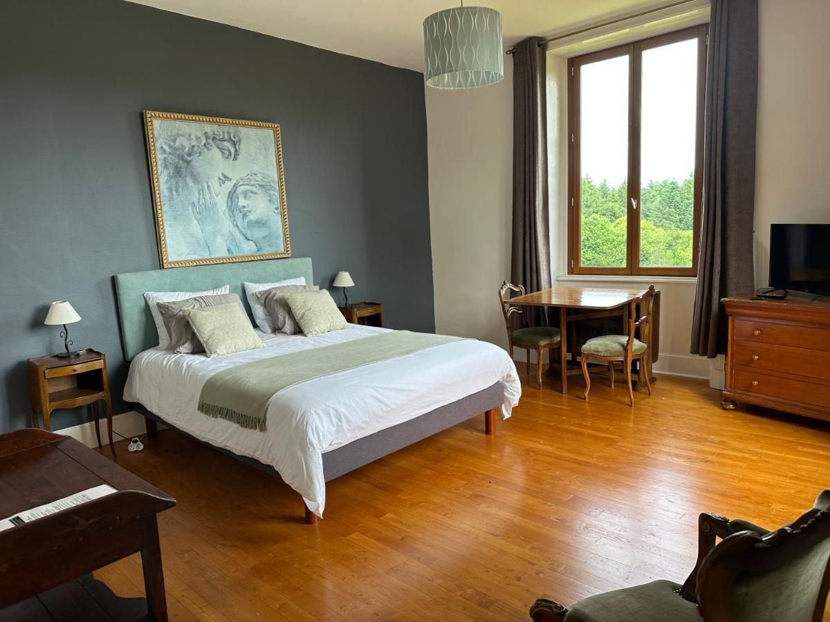 Hotel Domaine Les Ourgeaux Pagéas Esterno foto